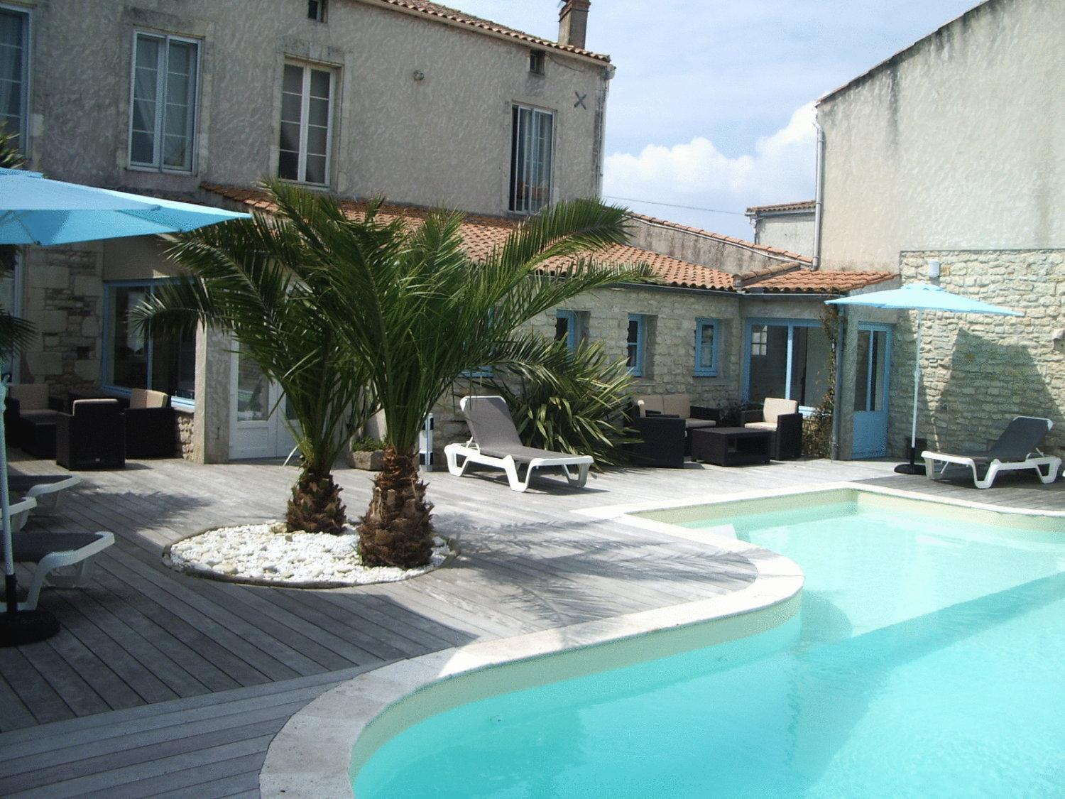 Hotel Le Square Saint-Pierre-d'Oleron Exterior foto